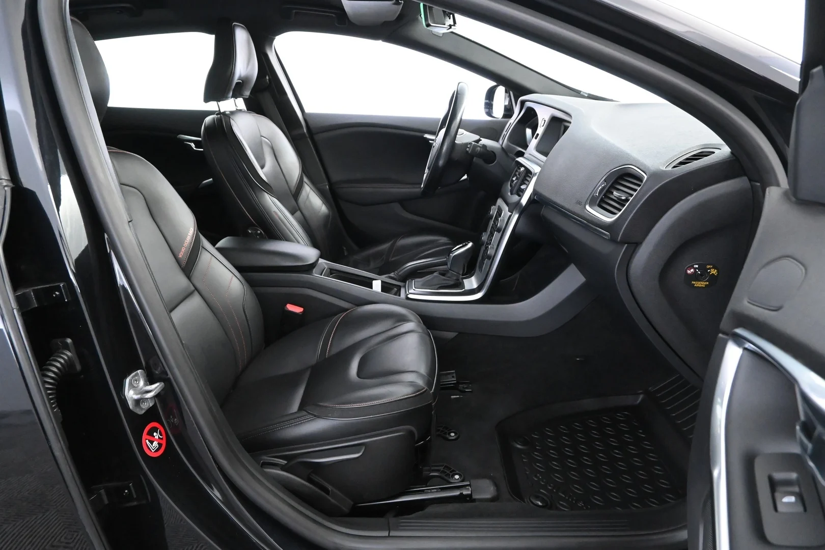 Car Image - 6h9HFKVvjFuCLijoFeWIq5