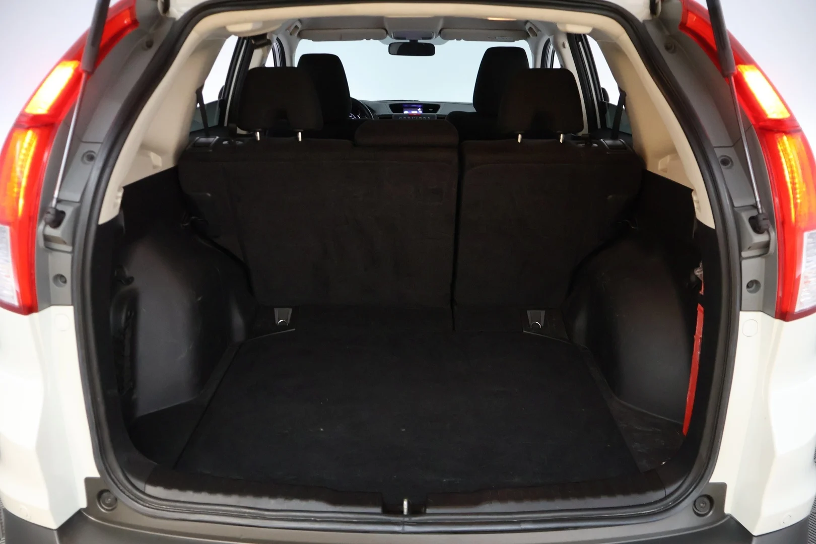 Car Image - nMoSDlS1Oppl8AF4fErnb