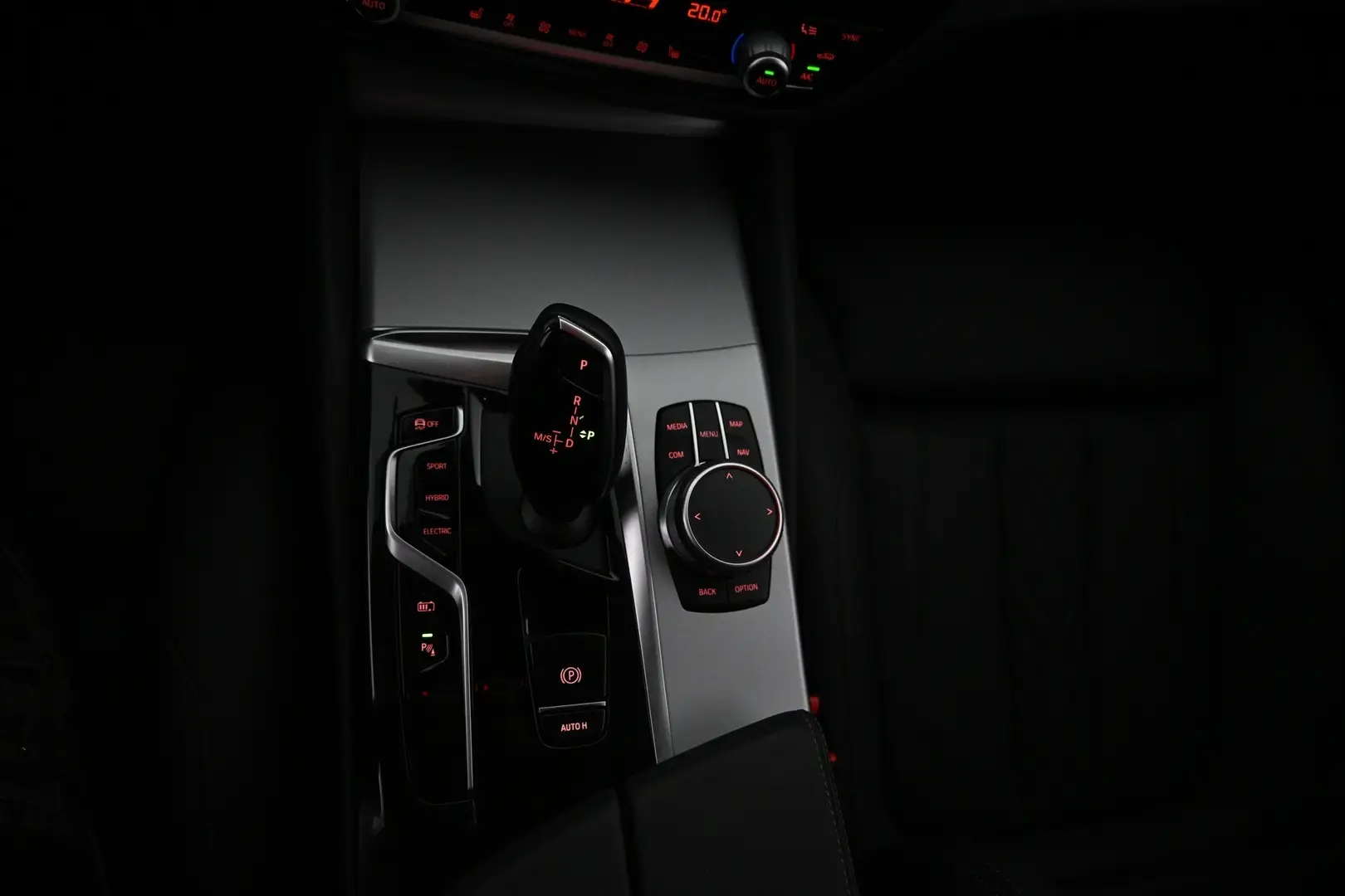 Car Image - 2ONFKELwiIUMgggypQ64UM