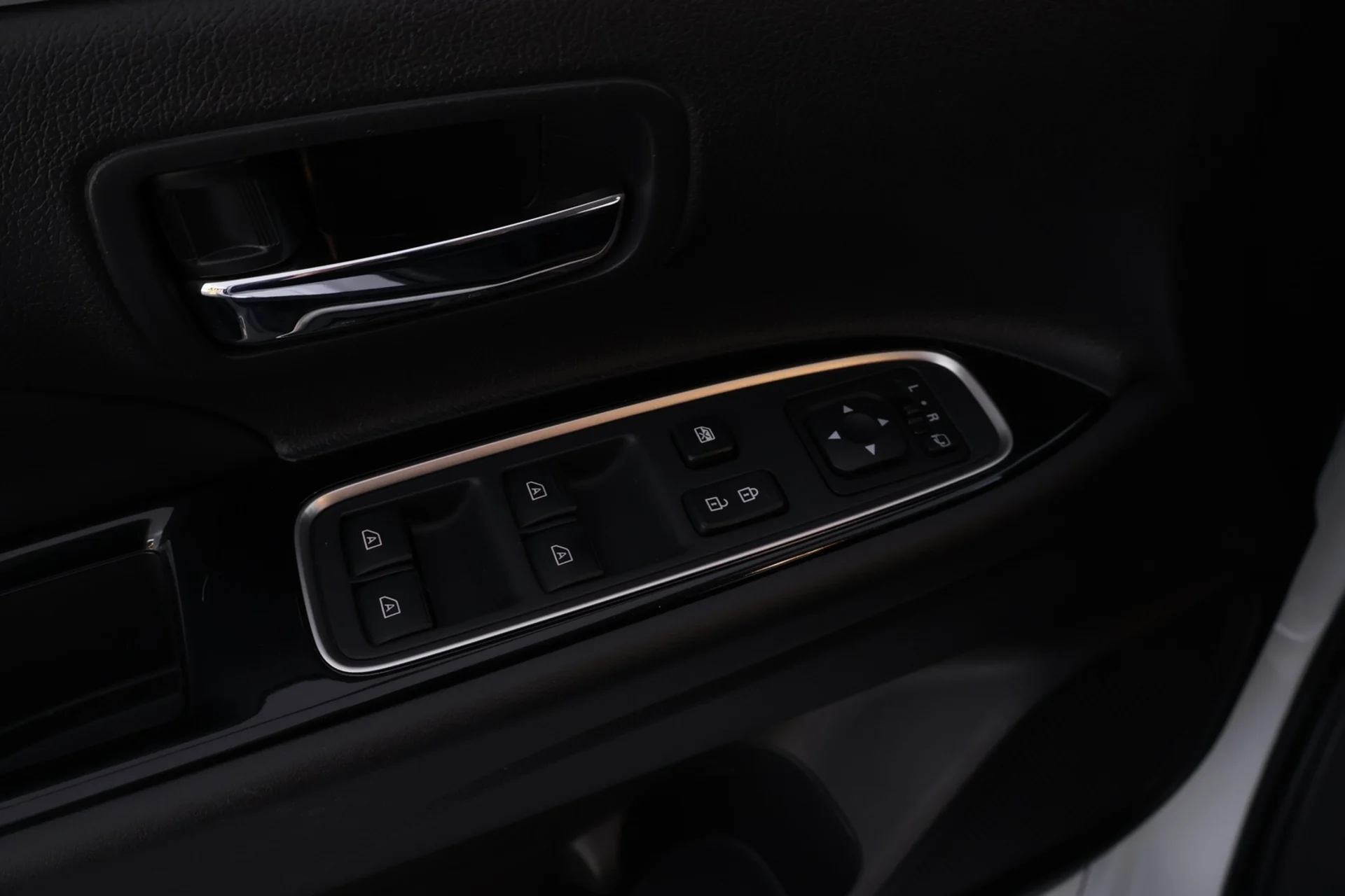 Car Image - 4qSK3WKLPEtuRQjfplFS4f