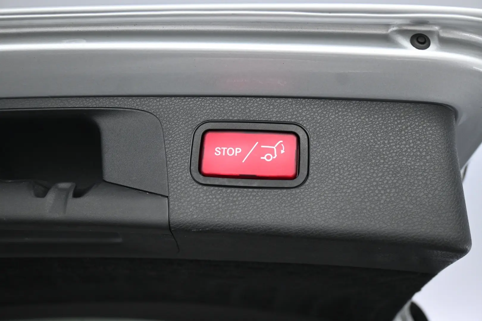Car Image - 21YgWEP1tylFiEpQBIB64w