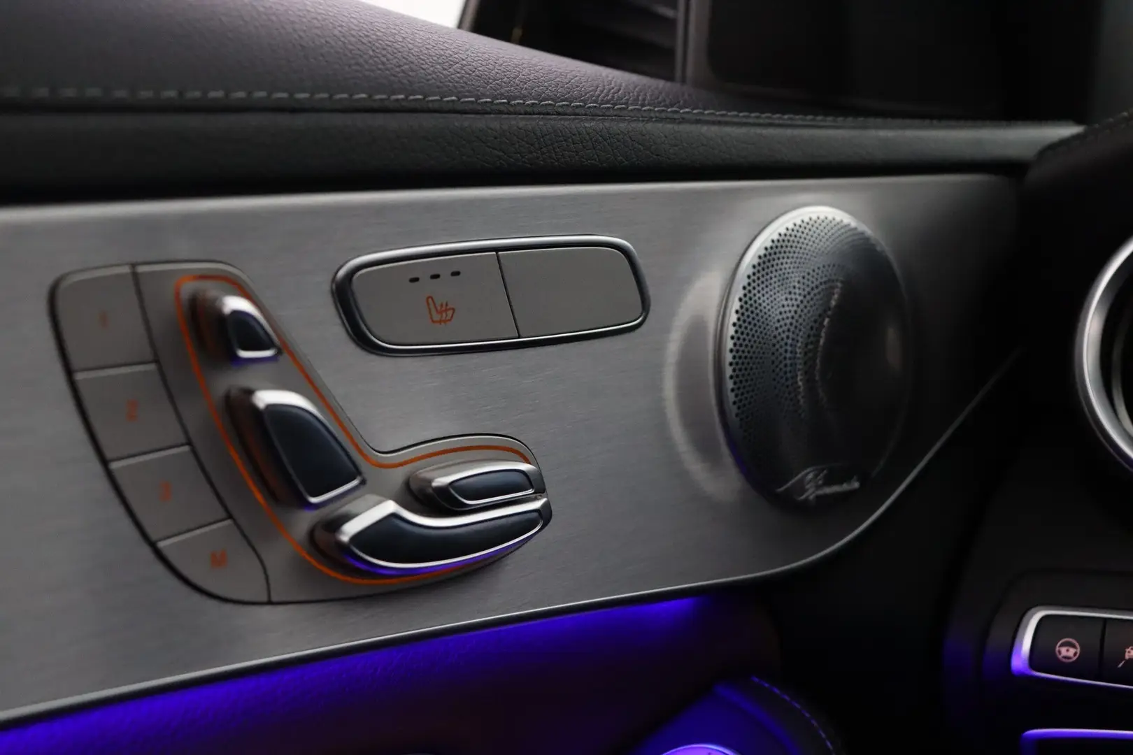 Car Image - 5Q2y6ZYCfVJ1Q4Zu5s7OWK