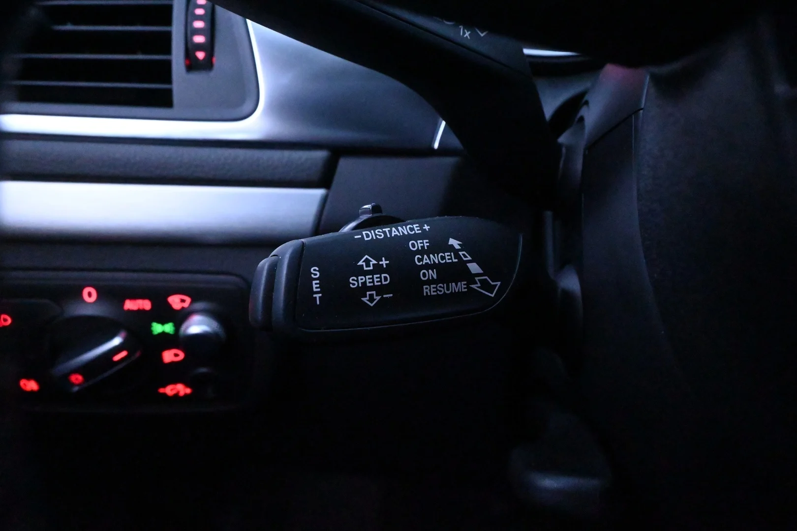 Car Image - 1DN2TqHlQdPFIknDZJEYc7