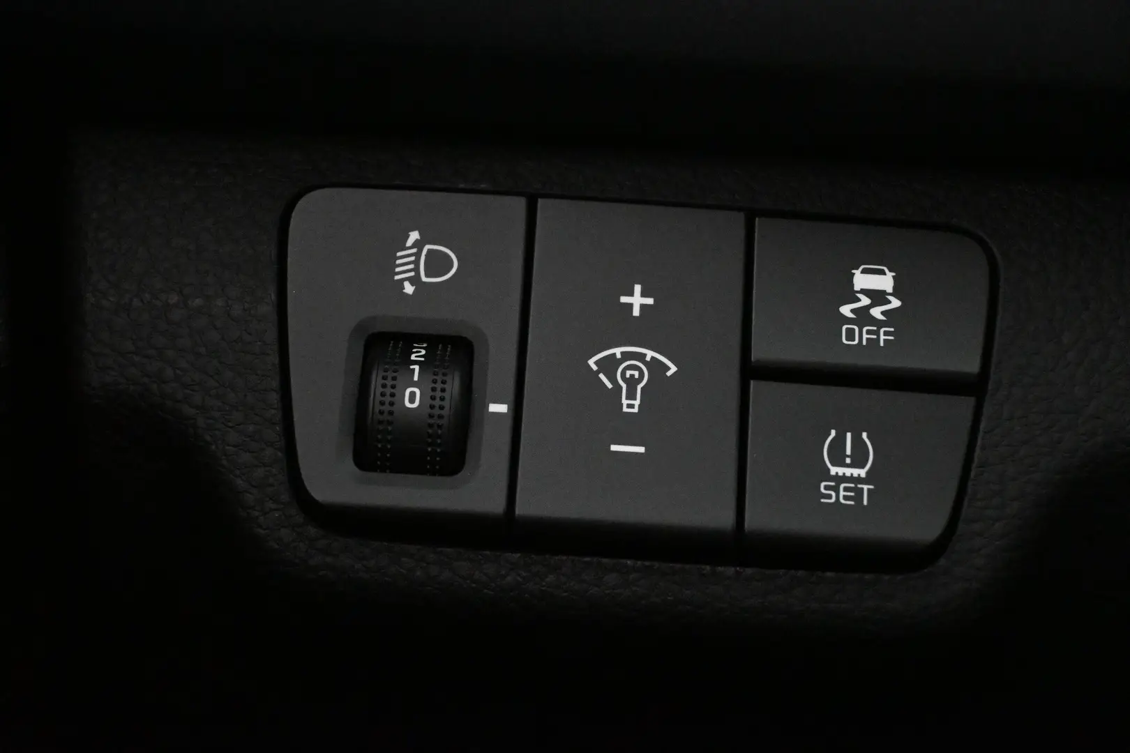 Car Image - 7MmIH69vMyIcCCtVjAOViT