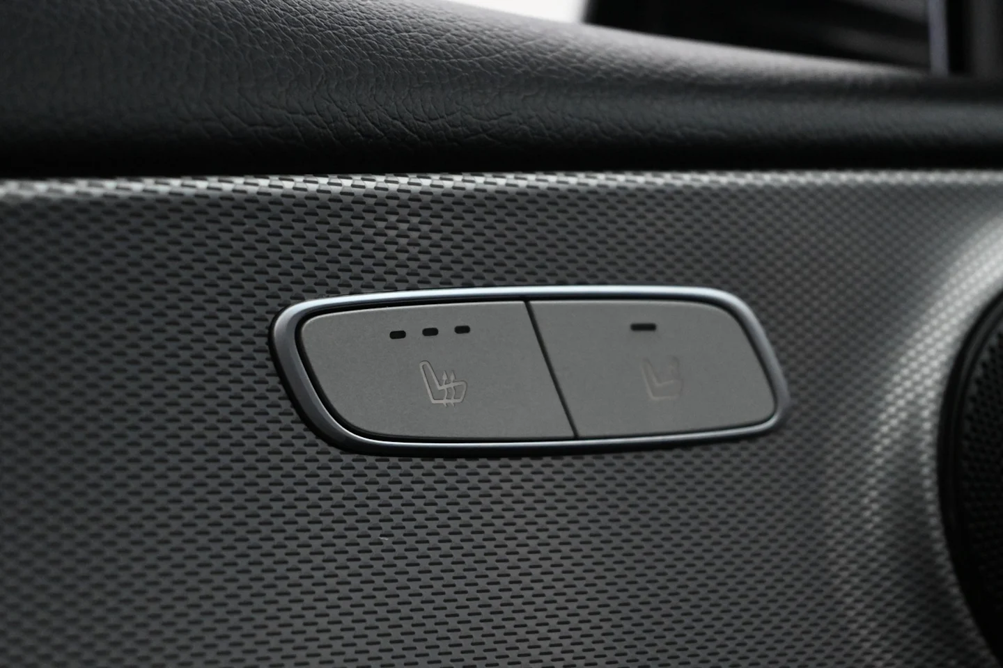 Car Image - 3ByqpgQjtgZnTSbmG1Nrjb