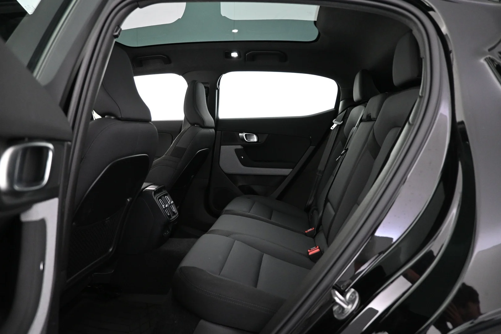 Car Image - 7ruMfwZrgUAZcqJGwN9Jzq
