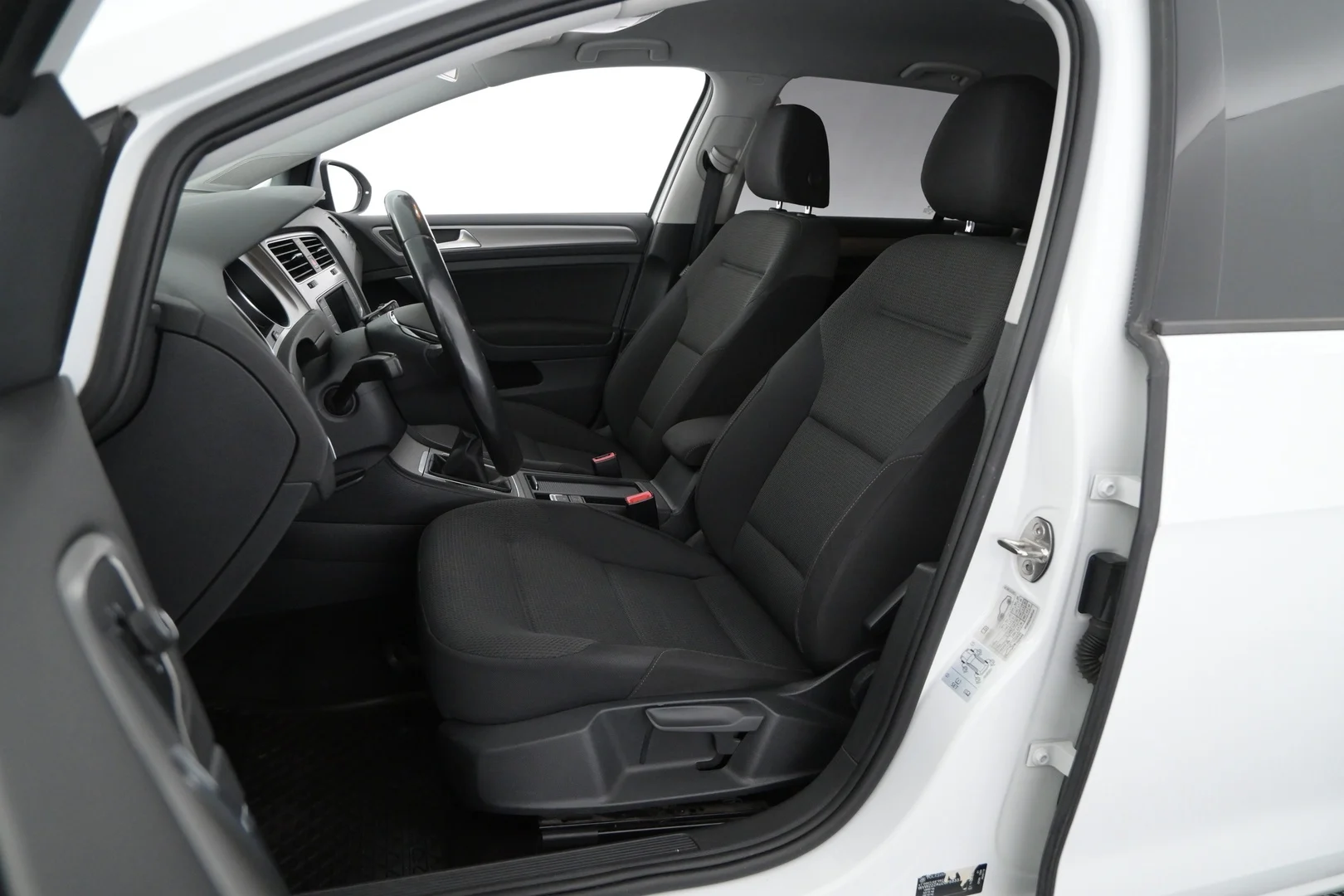 Car Image - 5cBbiYOCUp0A7VdWyXnrcr