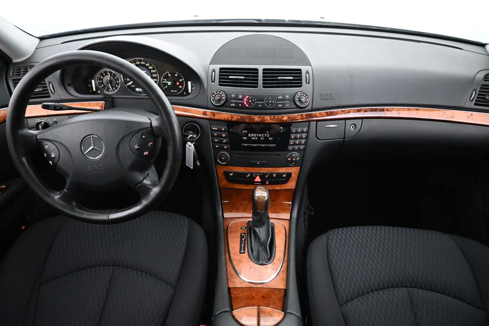 Car Image - 5U7tOCWRrKX6S0ezWs92MT