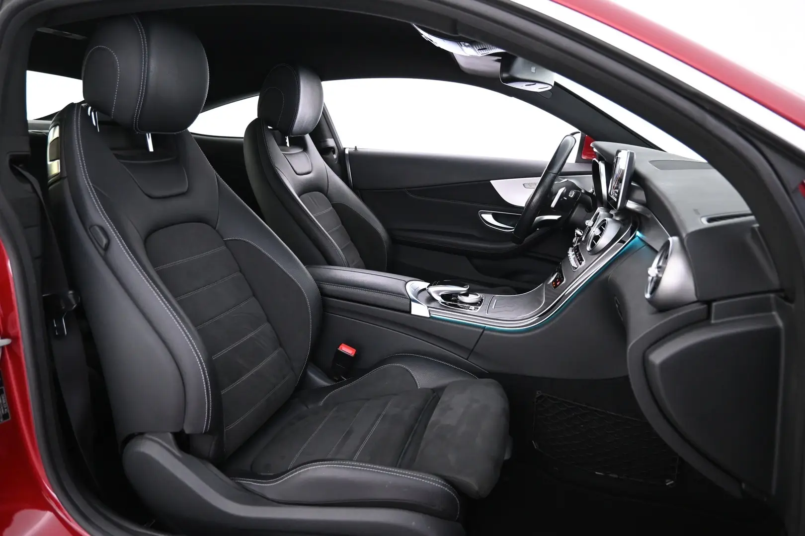 Car Image - 225C9gH1bZ0pofP5wHGUB0