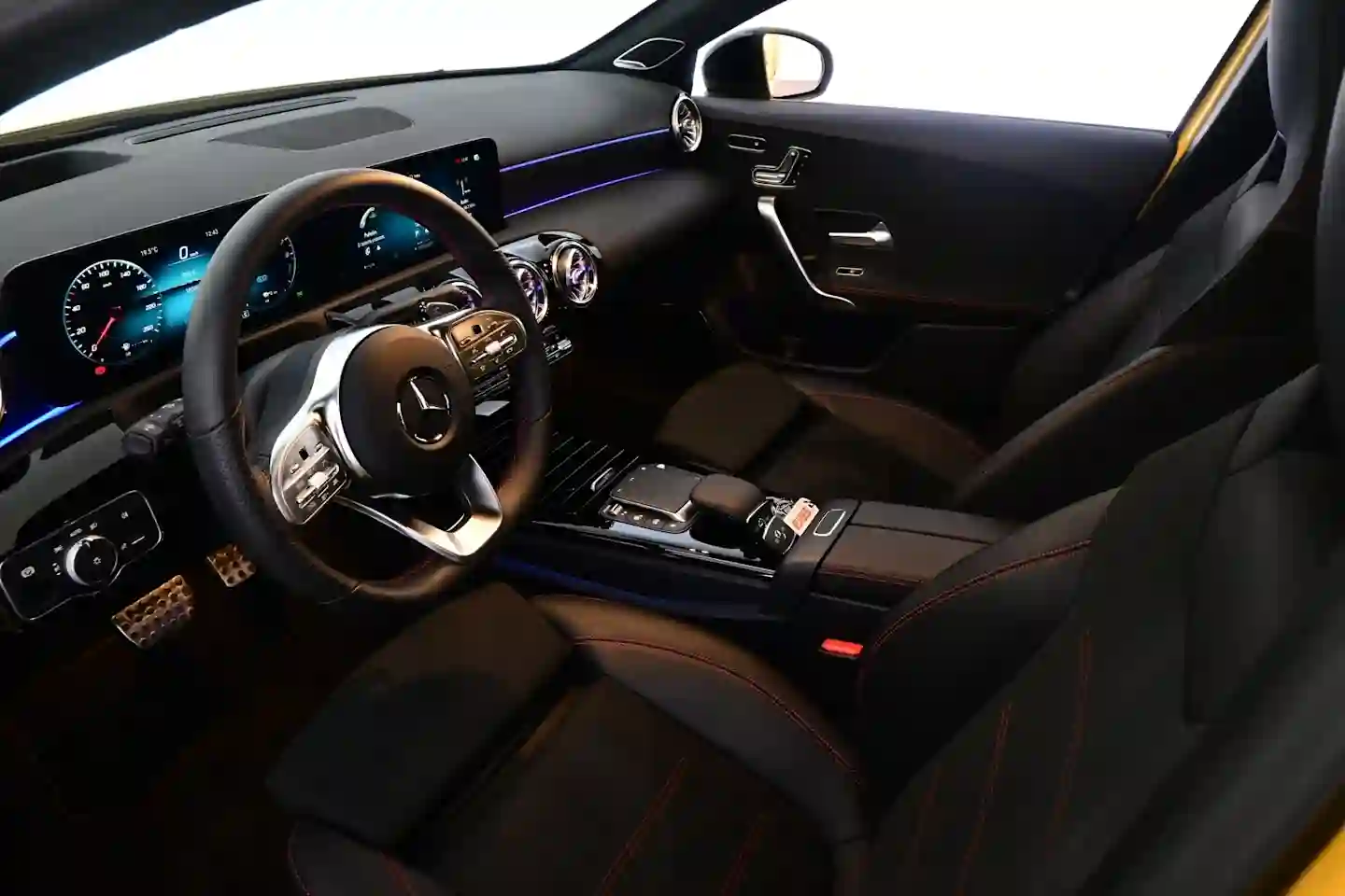 Car Image - 3e7RG8HleVXFt3MjgG4Dzu