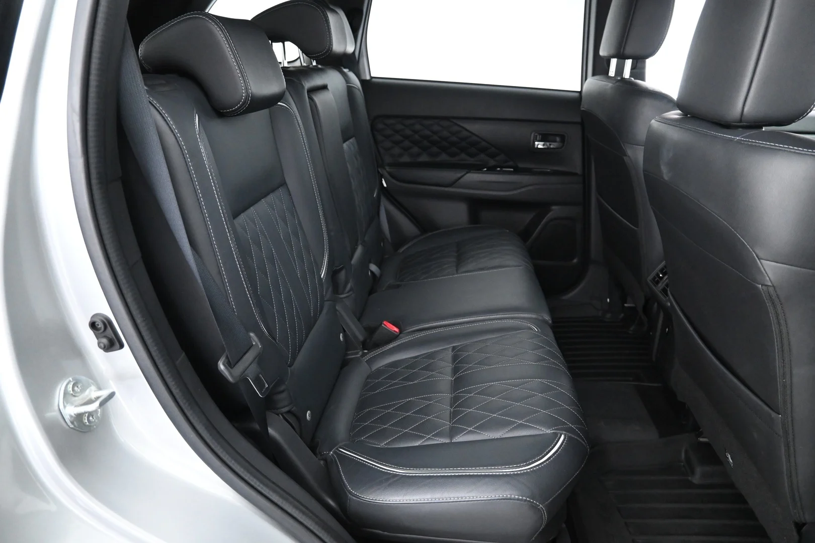 Car Image - 4Uq24K4YBHGigZ1PB4RK6P