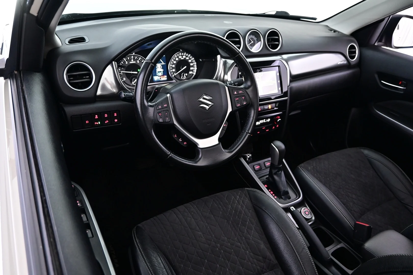 Car Image - 3UOylLCO6UYbgciDwNLL0d