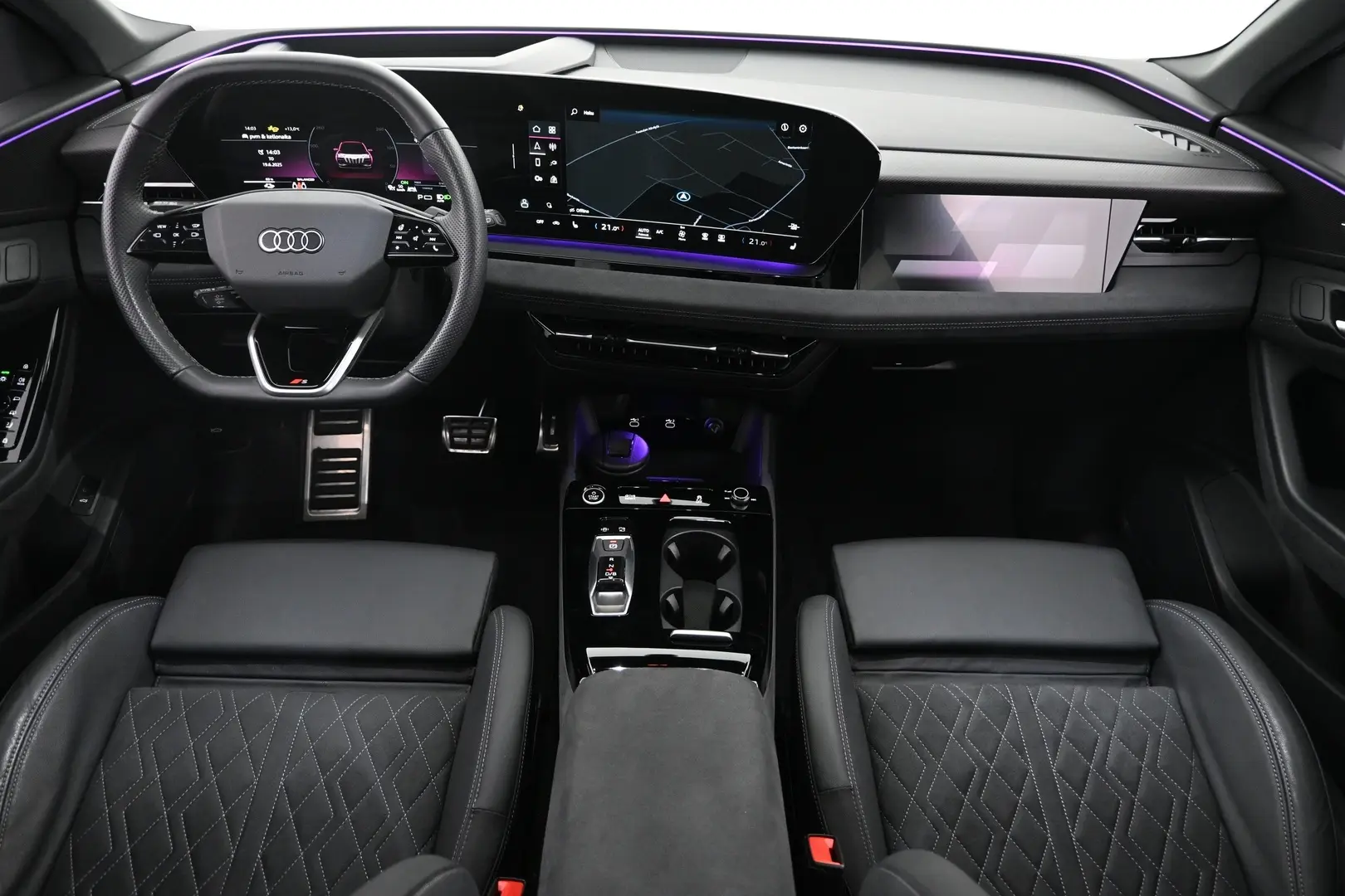 Car Image - 2PmQDPxTbVFuWeDB28MB4F