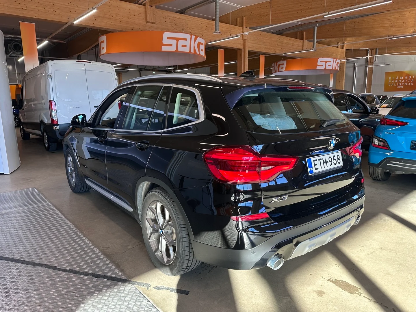 Car Image - 5dx7saBG8RtVsxJReTKO9y