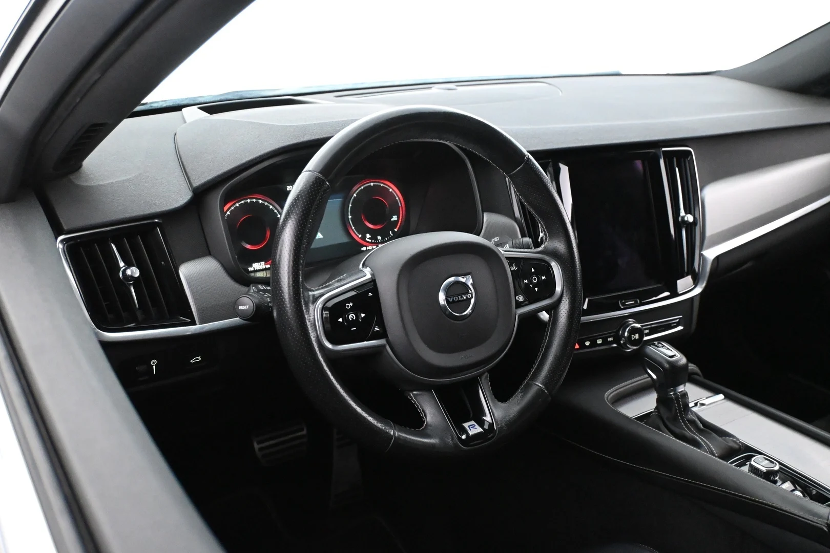 Car Image - 2U6a0RfKYqwhbjYHAMFI5S