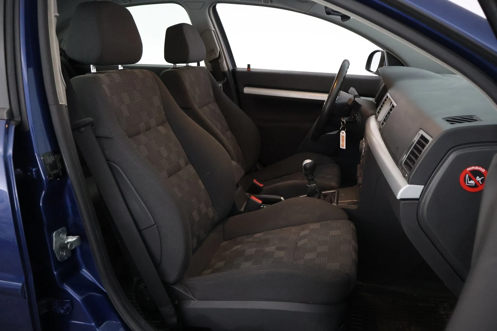 Car Image - 5VvGsFxtwjdjYlbRl4SYaF