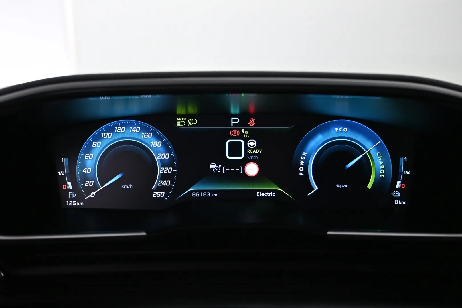 Car Image - 6yn69QwIVBZNQzr3Ewh0hU