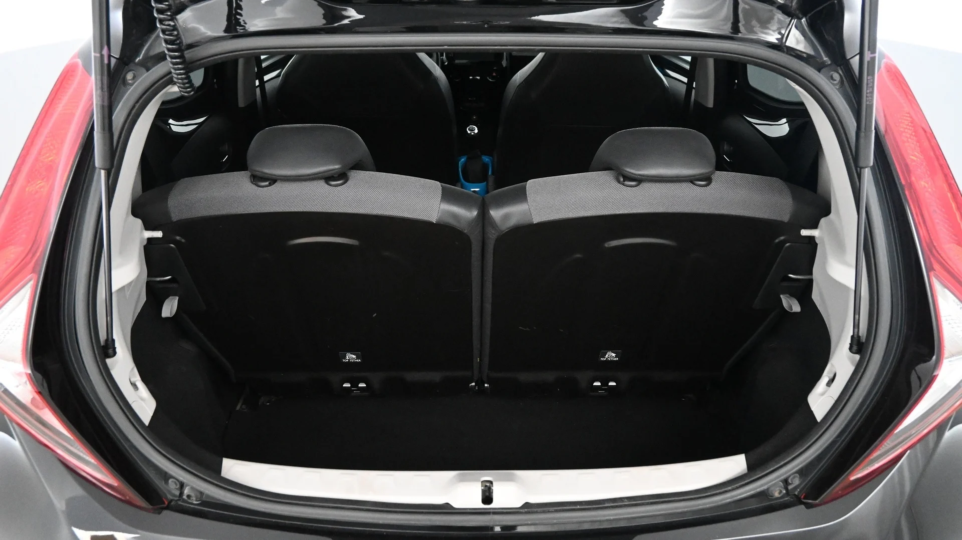 Car Image - 4JRjC7jRr5M4ALl3hutBzn