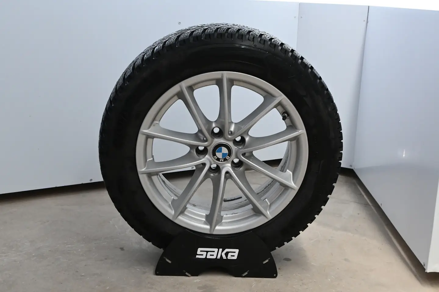 Car Image - 2H8vIxdMNtREDh2Bc7B8Js