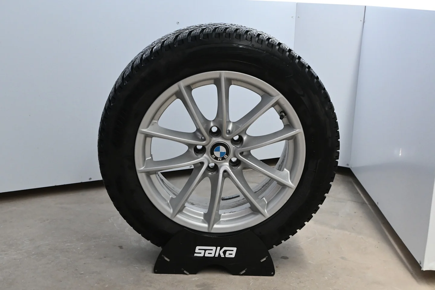 Car Image - 2H8vIxdMNtREDh2Bc7B8Js