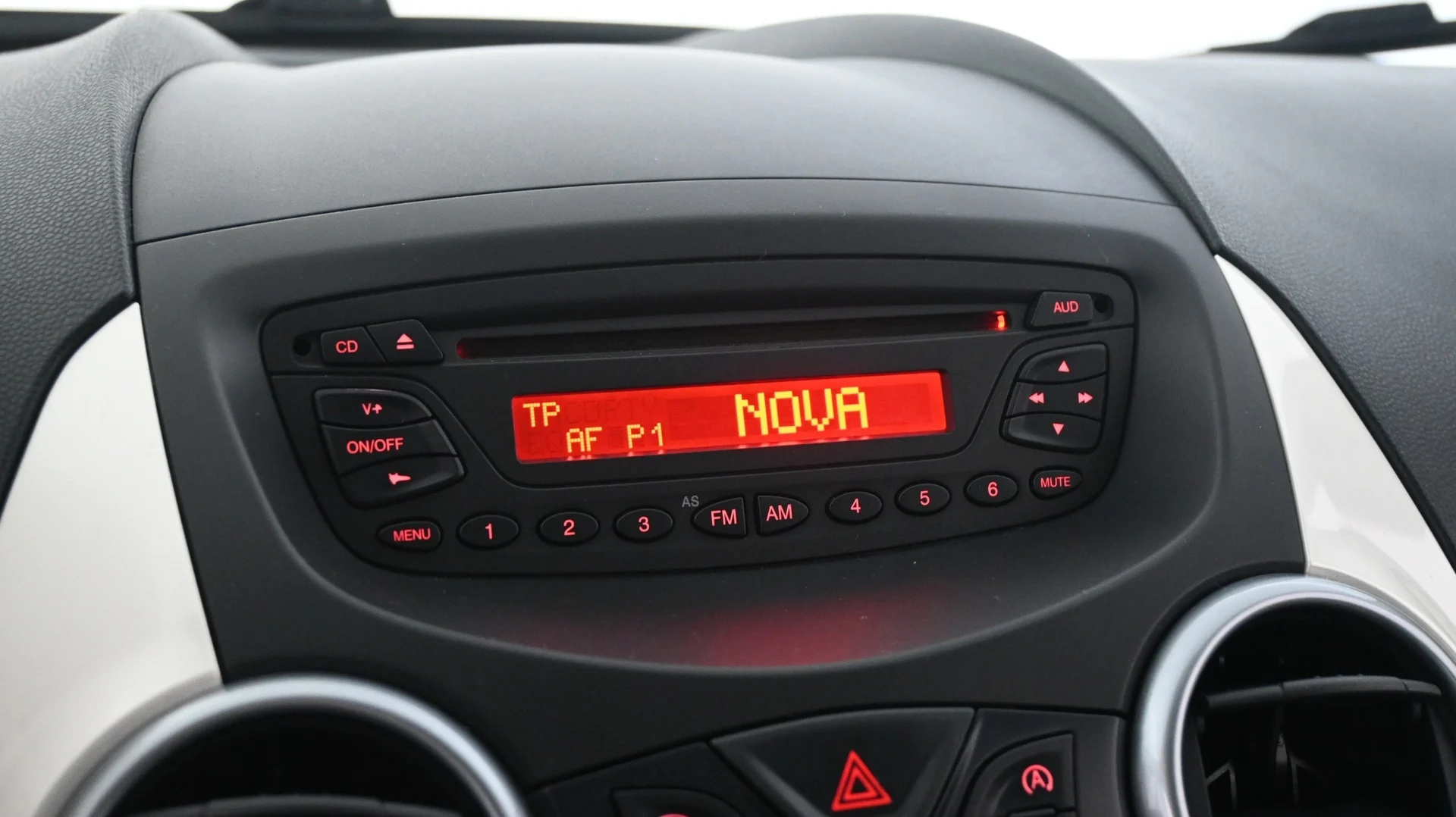 Car Image - 1WlUsDki8KM7cbcyNMru6x