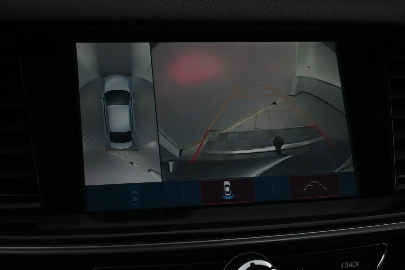 Car Image - 30T7RJbzdIxgF50ttIqZQT