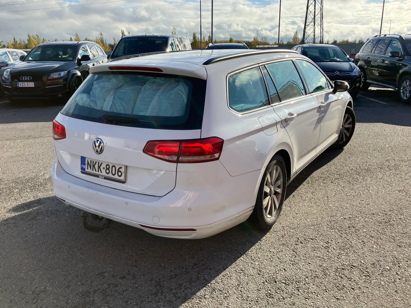 Car Image - 1z2XV1TnXB0yRXw0xba0t8