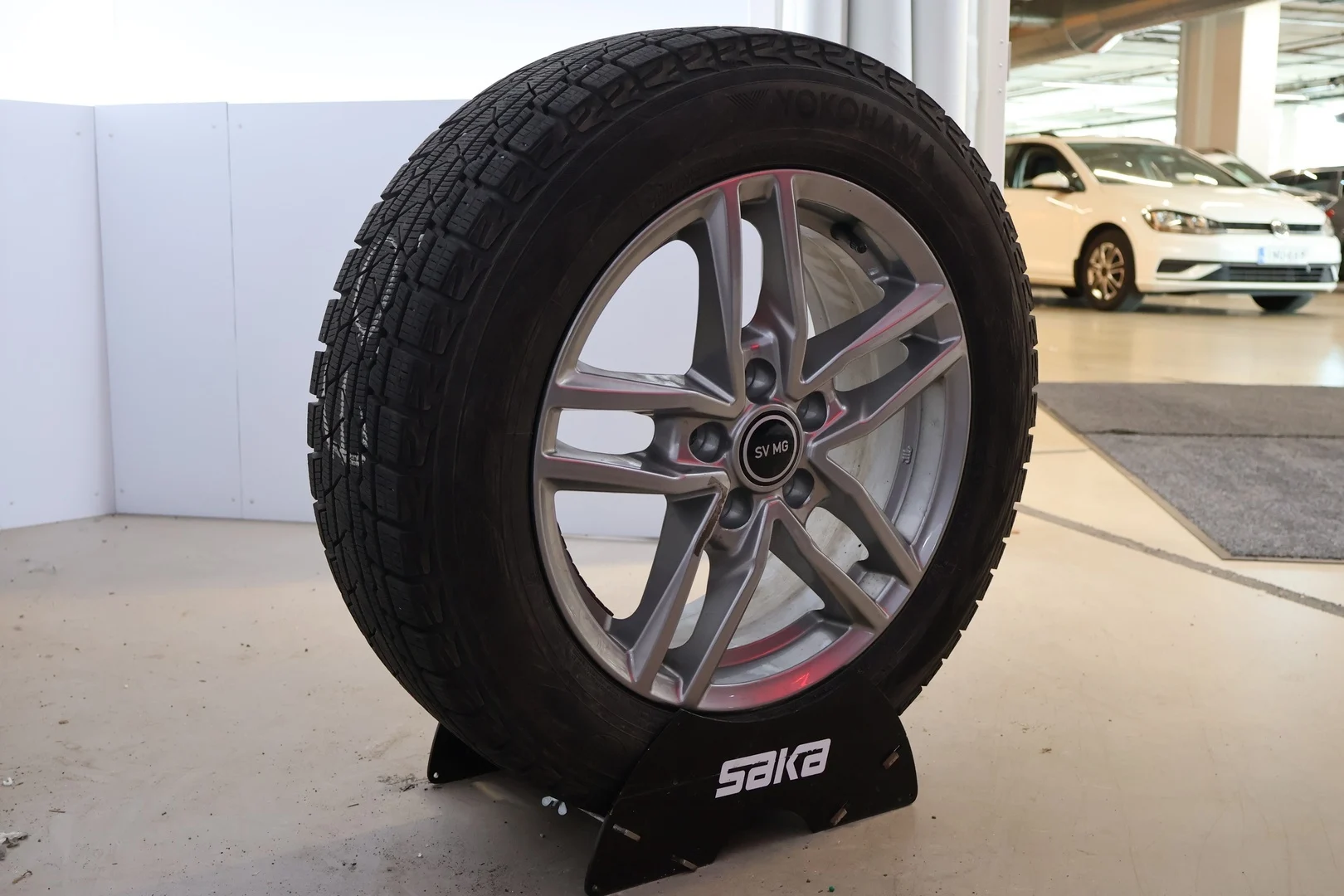 Car Image - 1hn11qx3w0L8dTnZoCpNYw