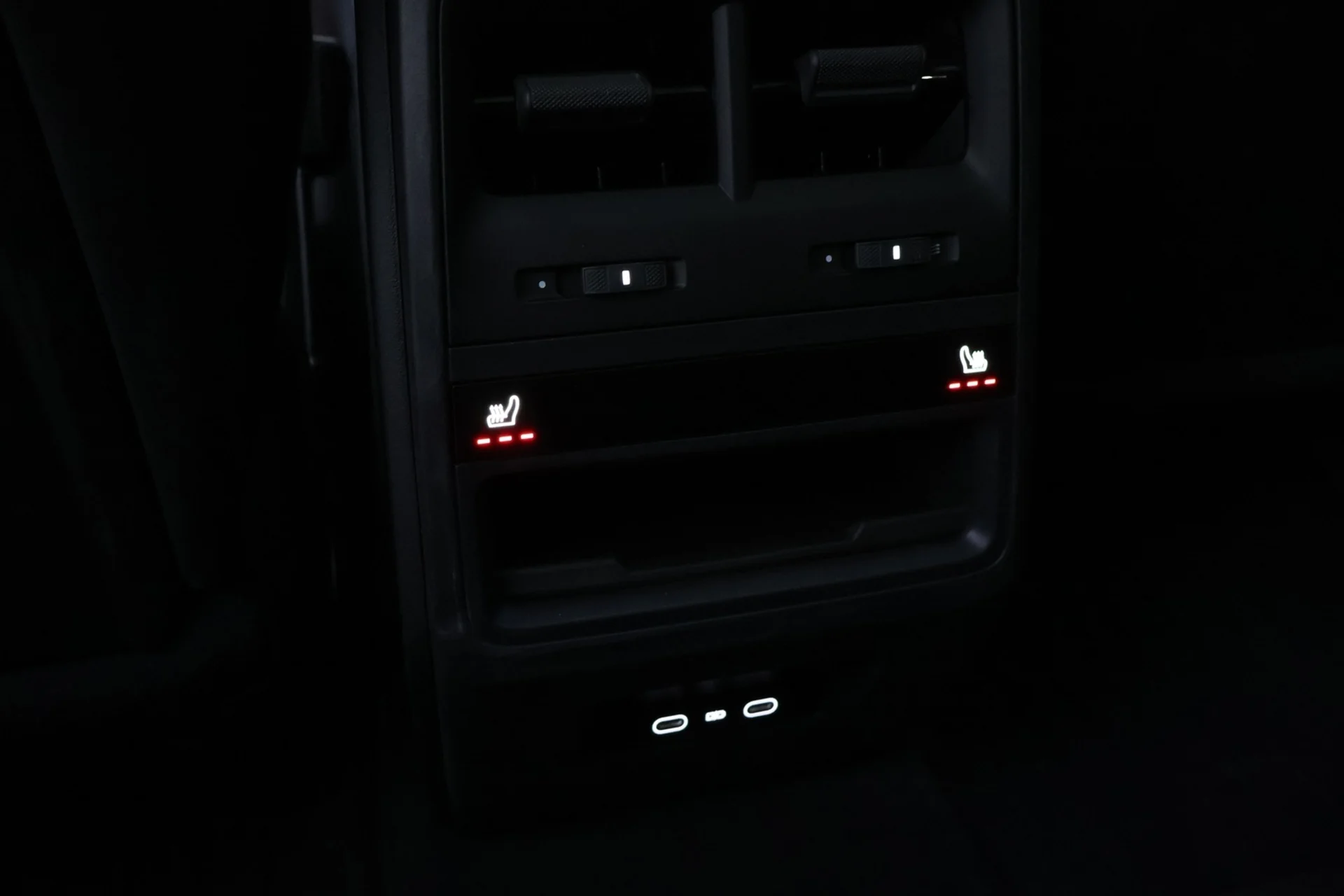 Car Image - 28gGJ1wfCRD2eGvWSZVlHz