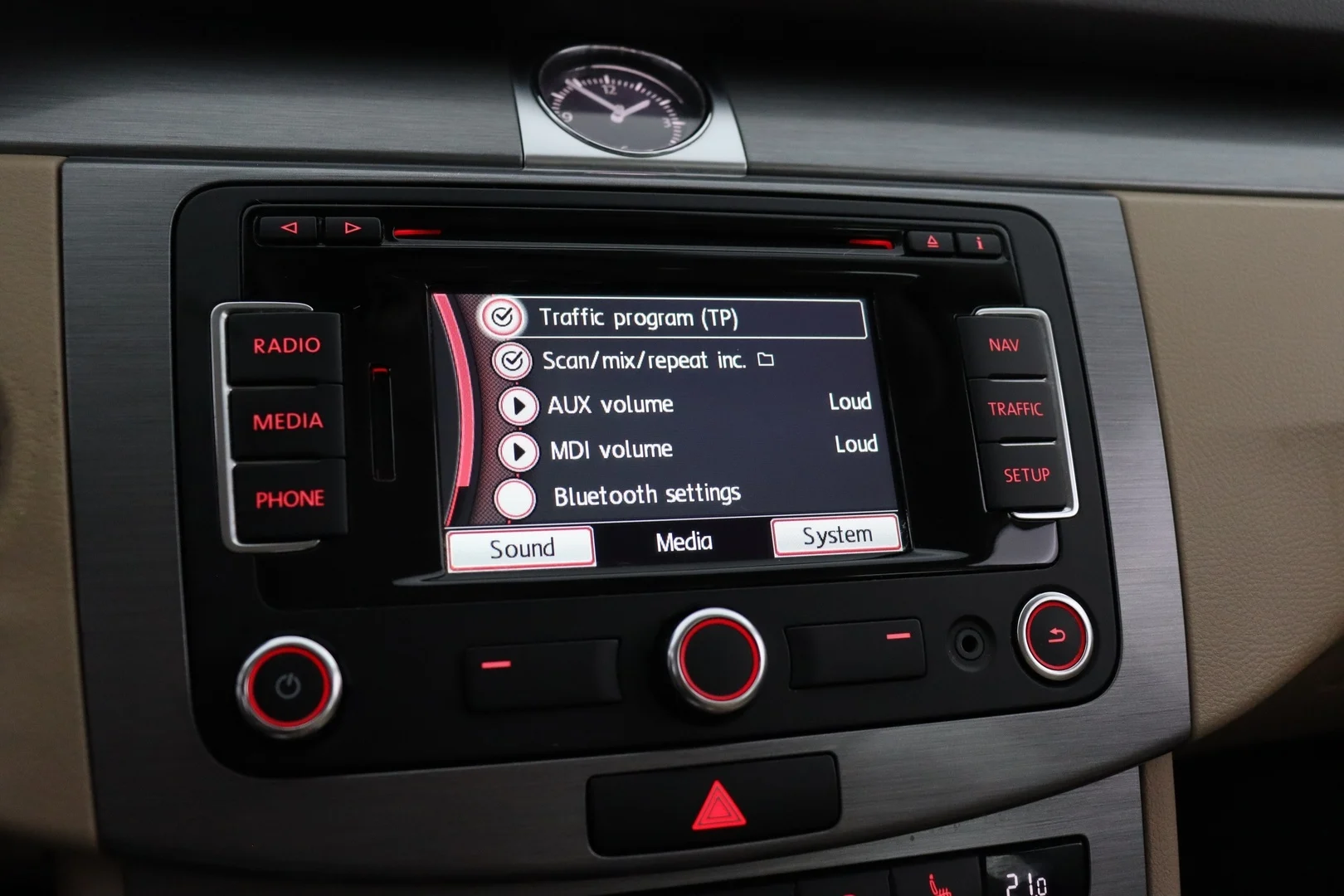 Car Image - CsOvGhCtNqliUzKyBxAmo