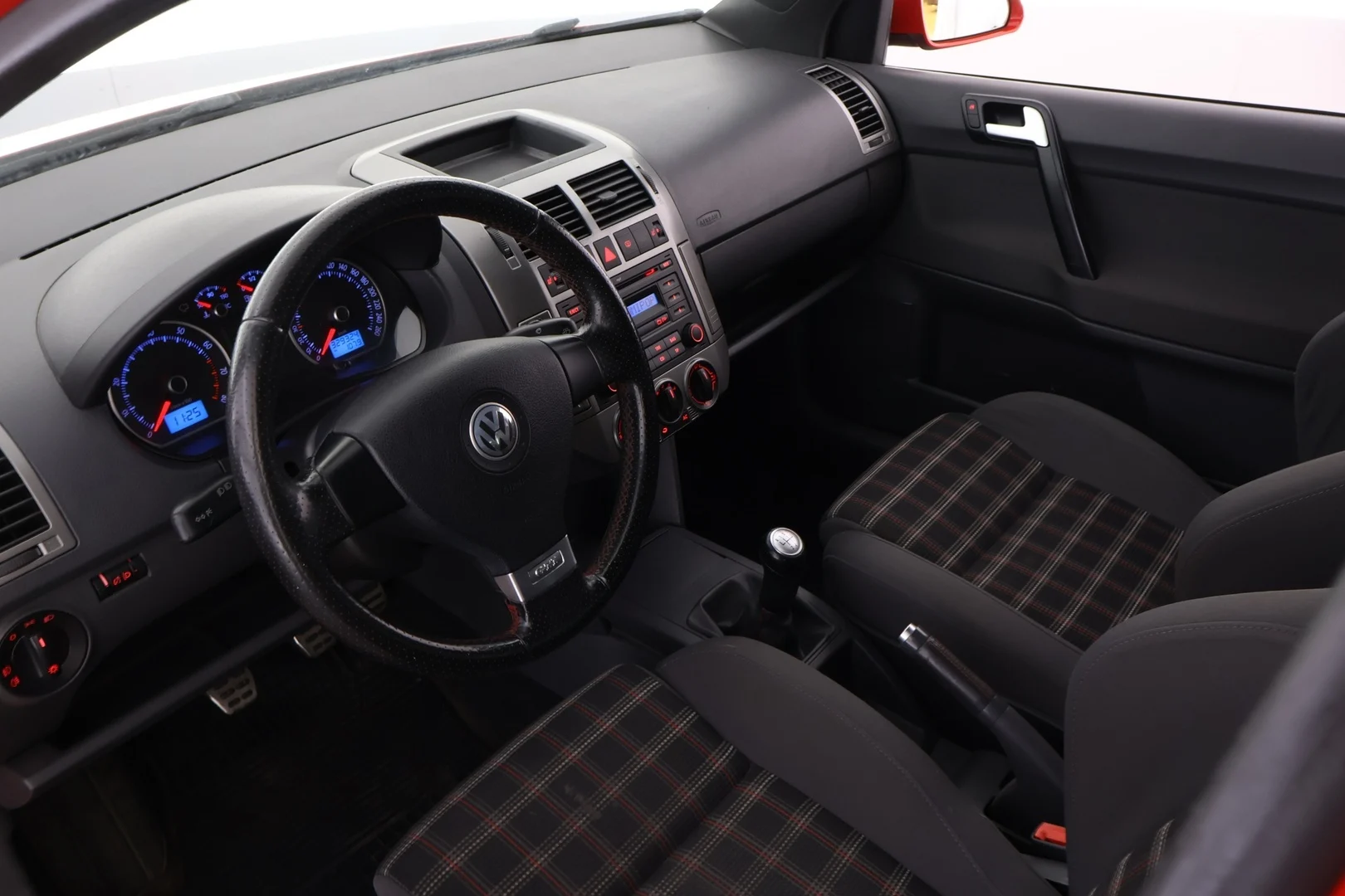 Car Image - 5btwxmljEbyCl0VYGv07WG