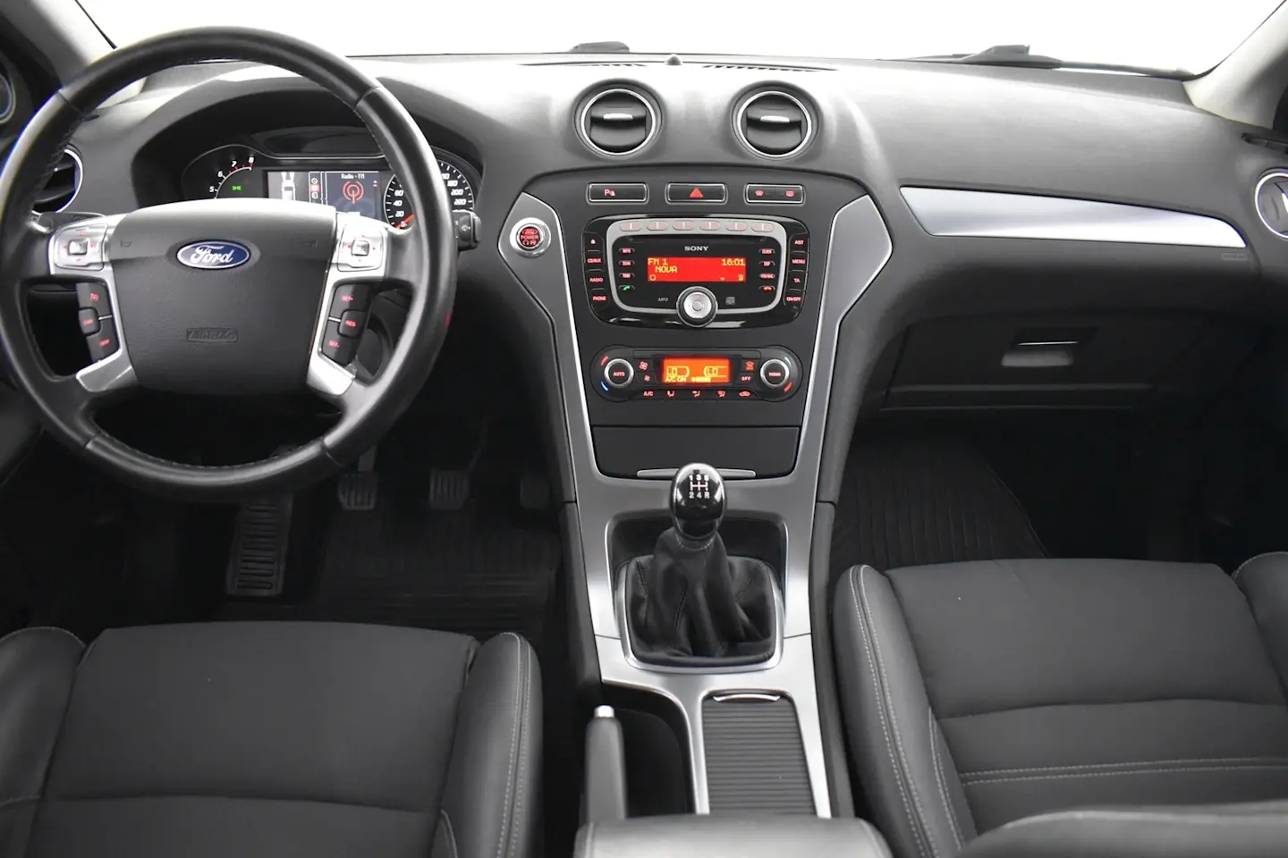 Car Image - 77v7nUNh2Zlw3OzccbQPbq