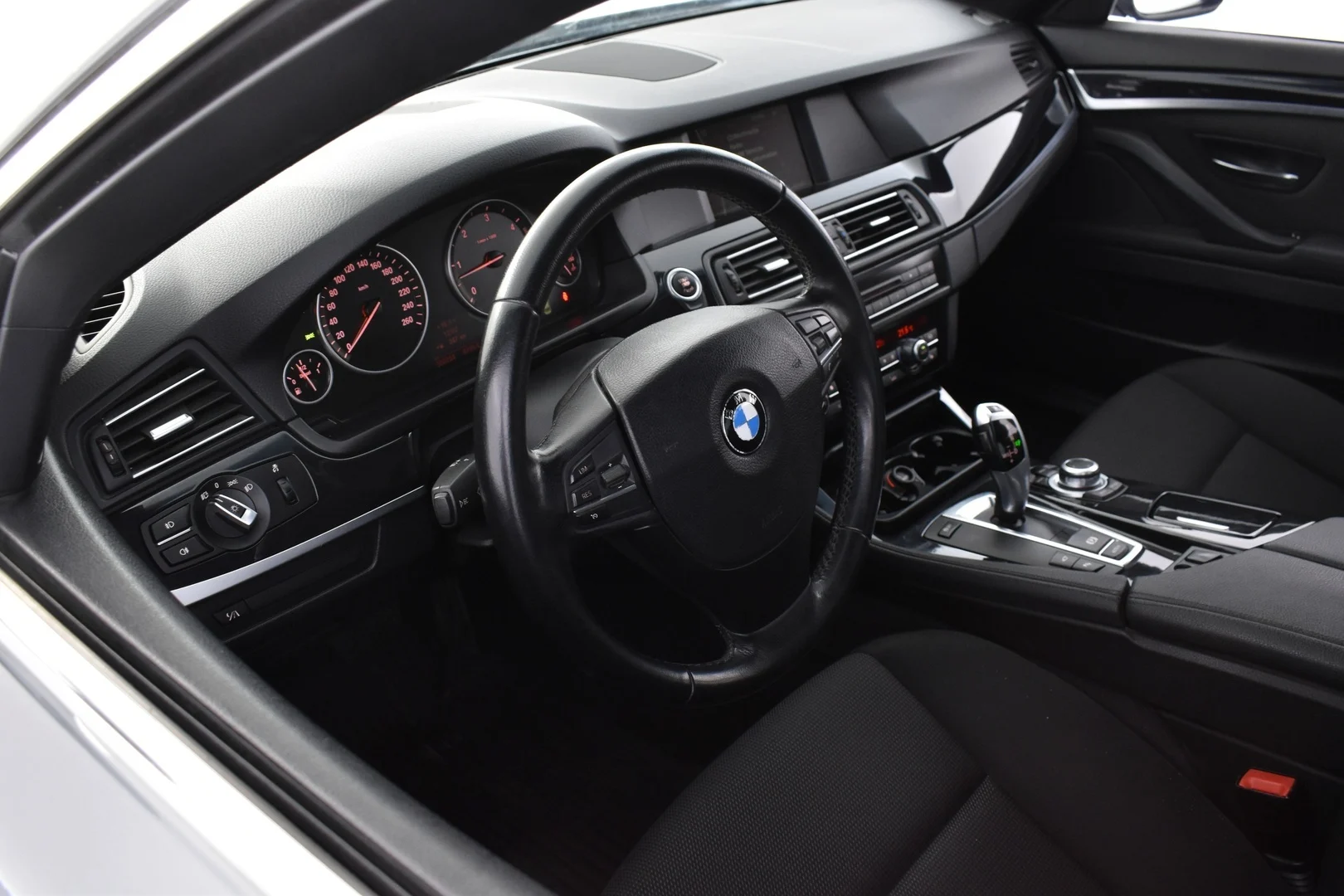 Car Image - 4u5VmYtovgzEEYihPpz81i