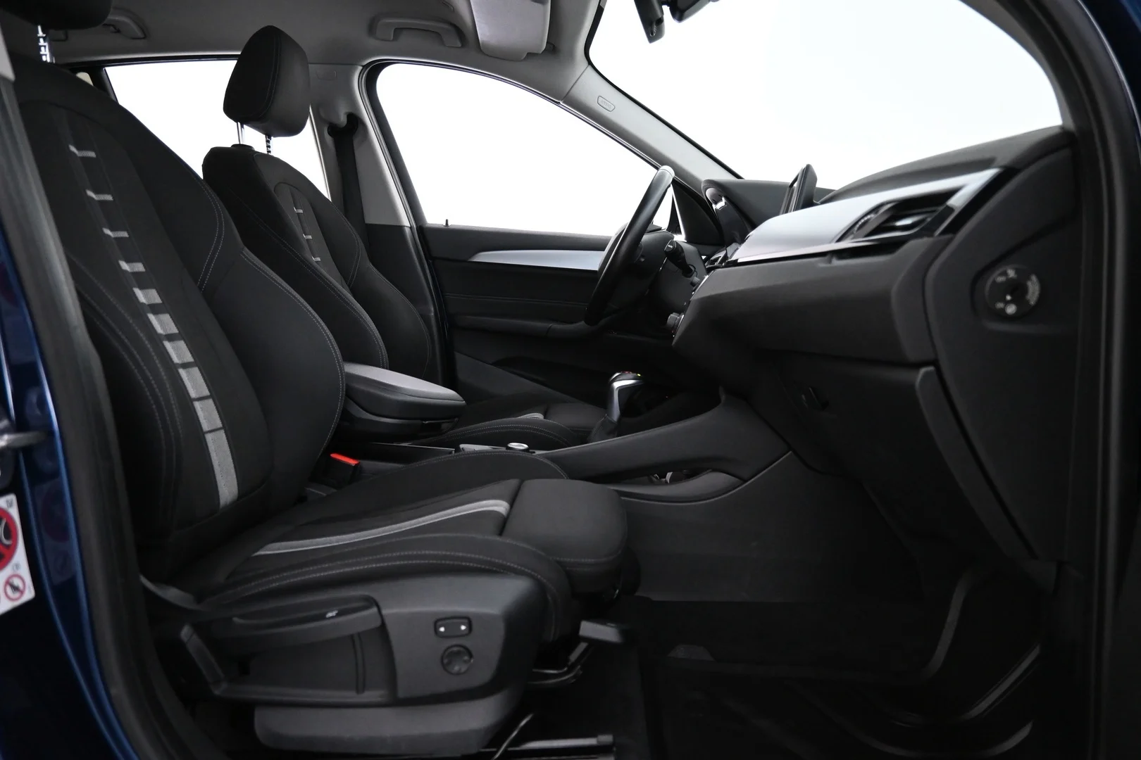 Car Image - pBONm3CJAcNXrvCI19Tg5