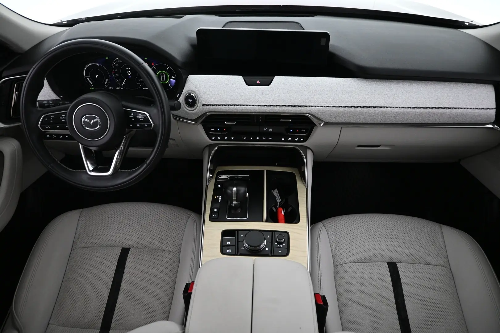 Car Image - 415k93ppJLnUXpI9oYpGvs