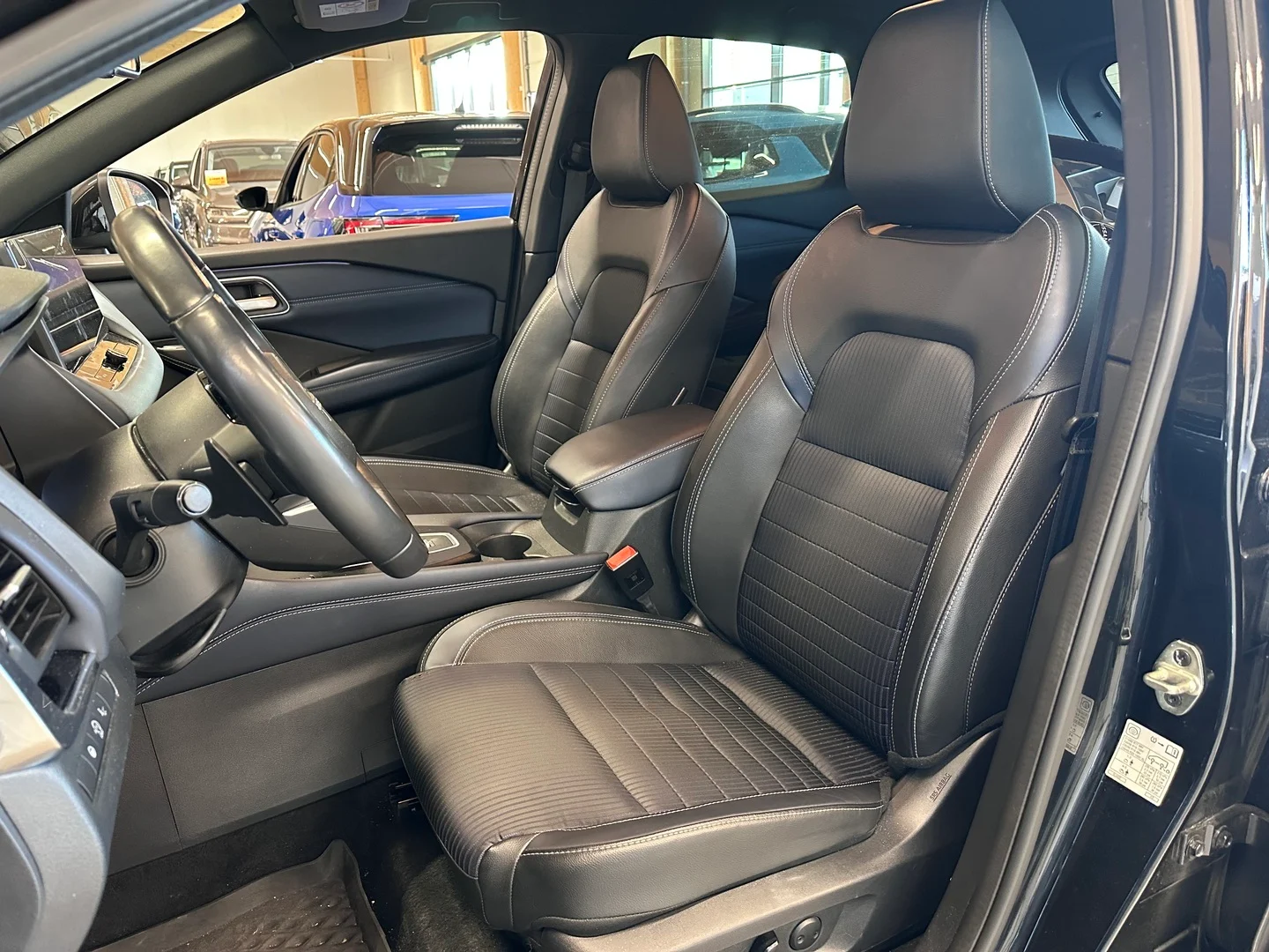 Car Image - 51wpBWMVubd5QB0ZyKdPdG