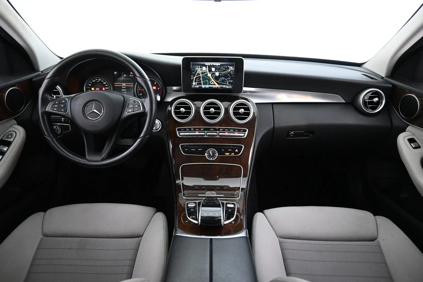 Car Image - 3aFC5xvNplkXSLxxISnTik