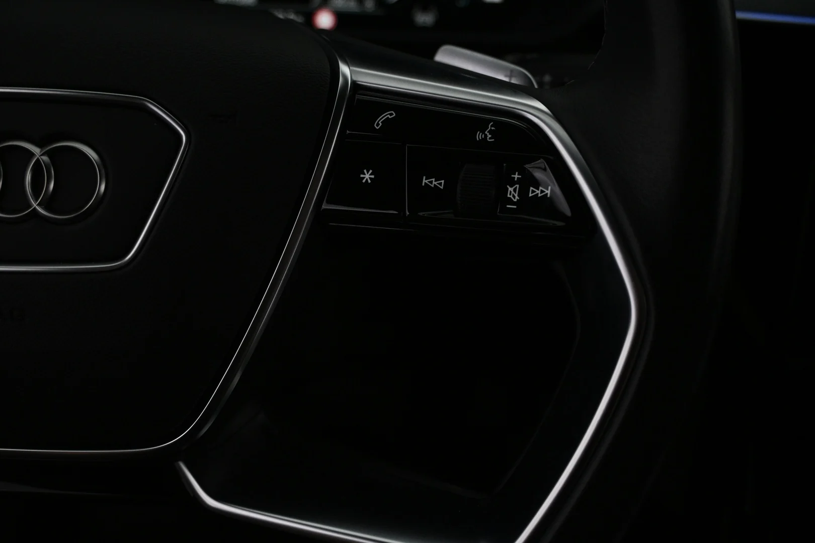 Car Image - 6yJC6dmgLSmEIARQA8LVii