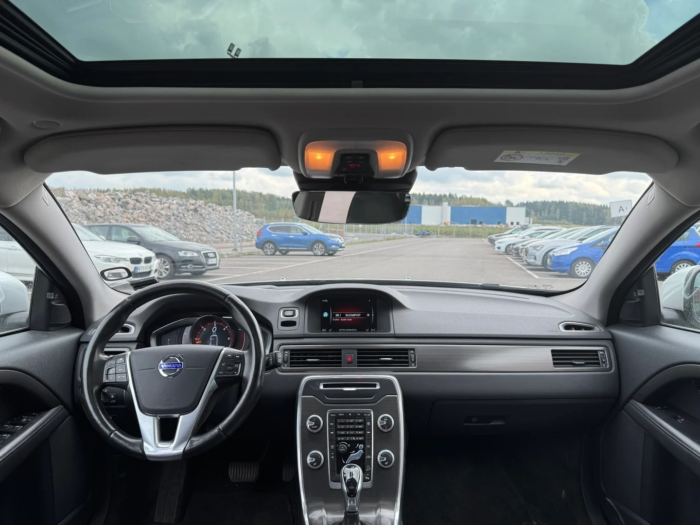 Car Image - 1nSuv9h44EyVXNWCzedXk4