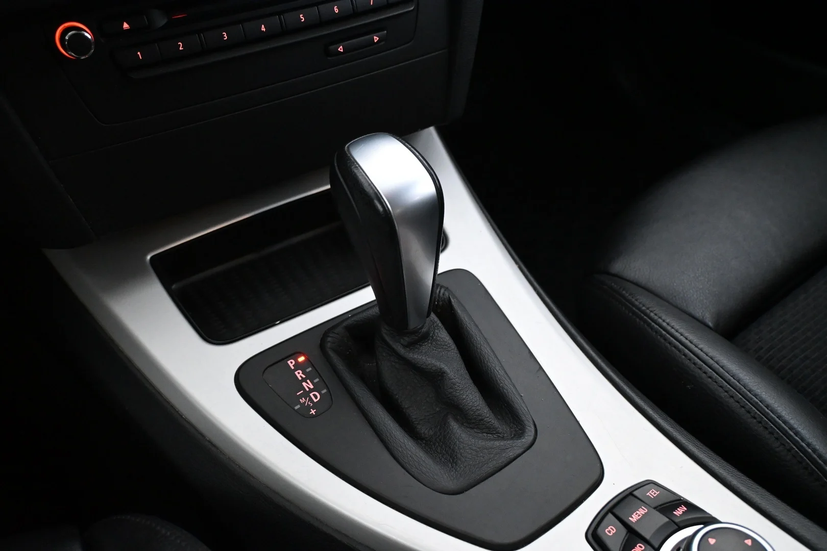 Car Image - 5WiIzuPiic4RwQ4A2IVXp