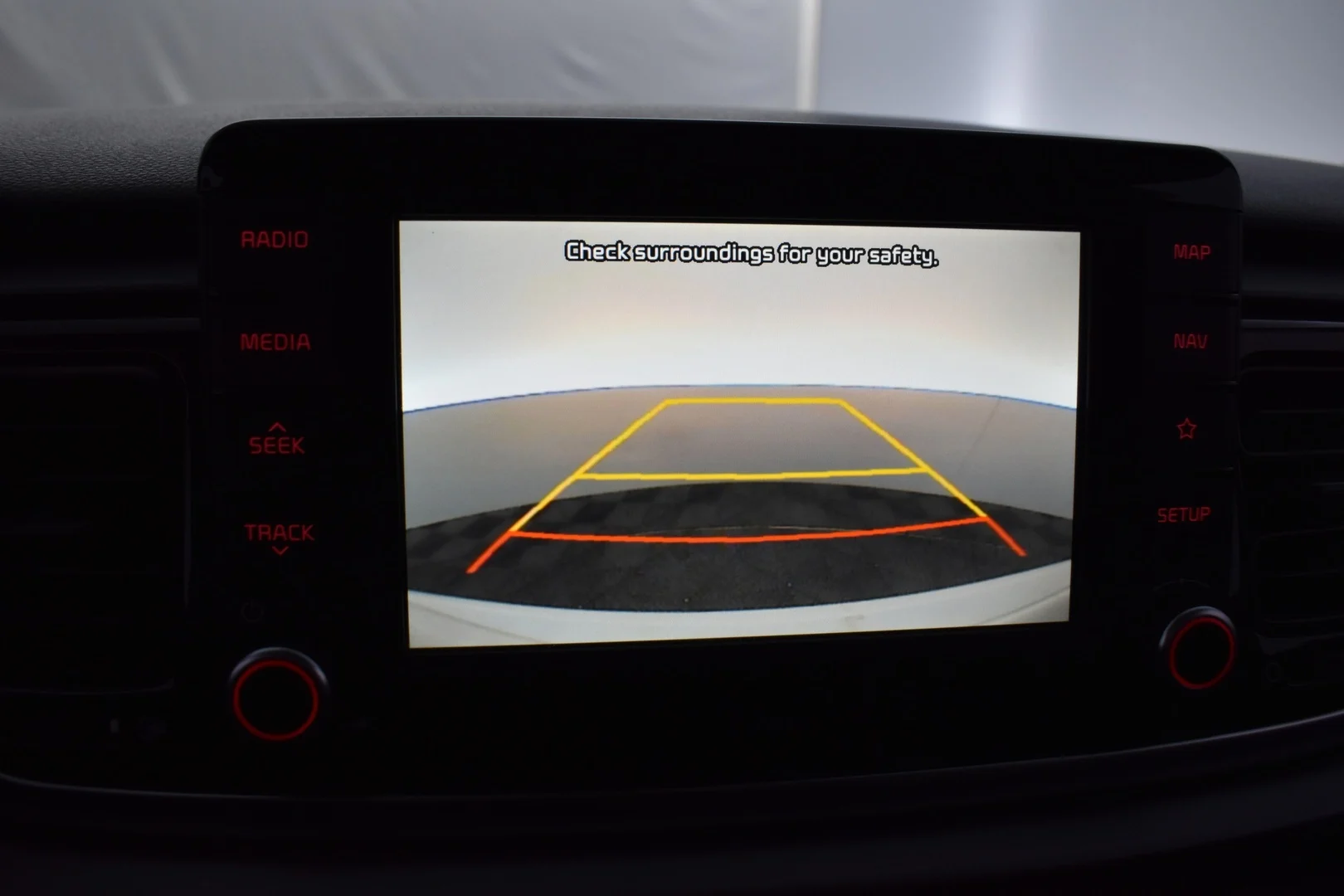 Car Image - 4vZ7qYInaGA76tAE25AU22