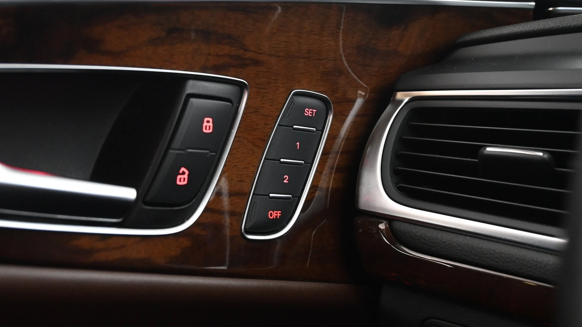 Car Image - nCj1fWAFLHiBzbP9K8VHx