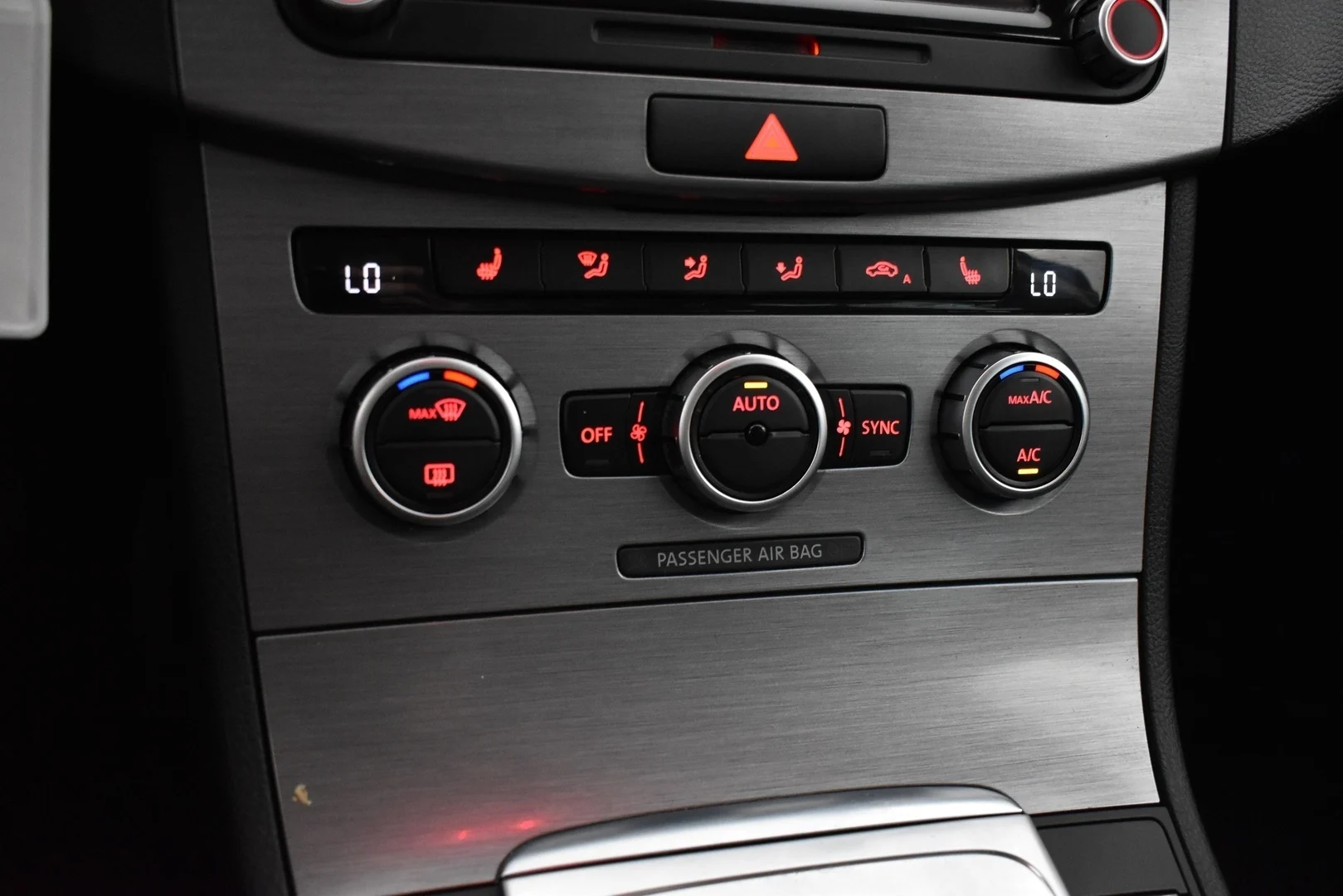 Car Image - 1UUorSsv9c4vHYqZIWL8kI