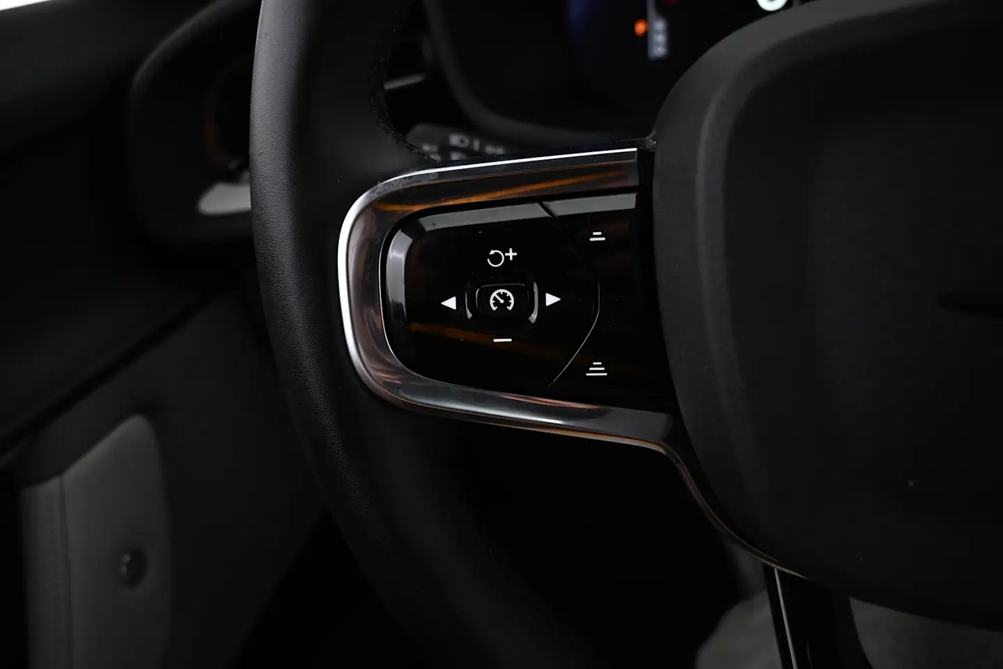 Car Image - 7GnrNfGsGcaC7NeV2QXVdU