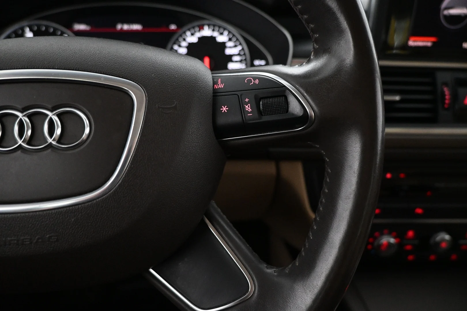 Car Image - 5Xpk6KcLlAqFs4XUJ6RbkH