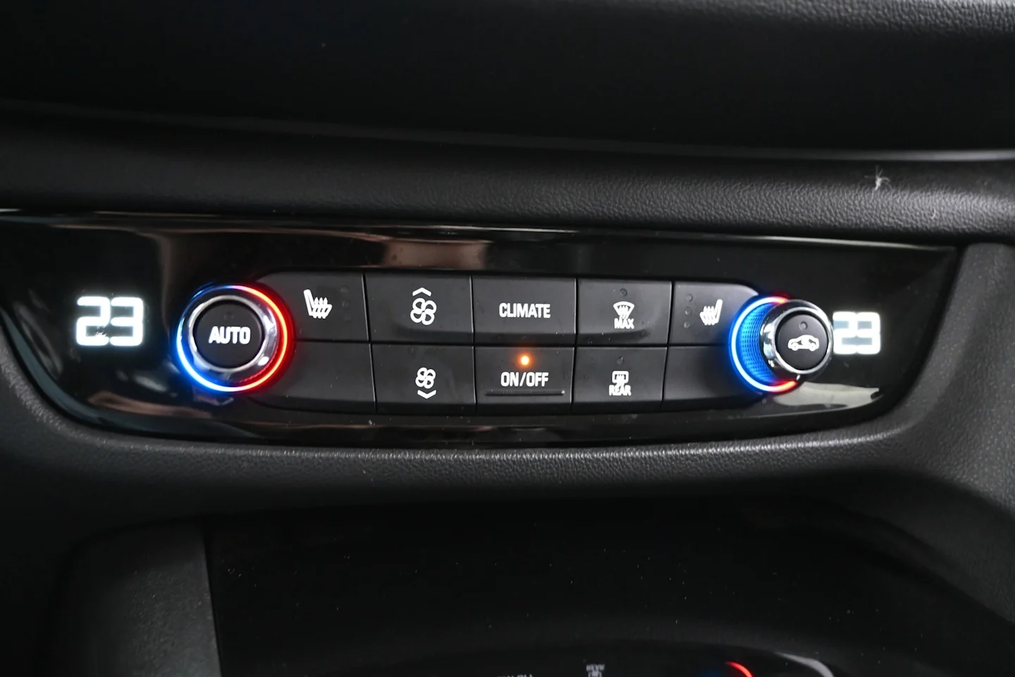Car Image - 5xJFRu1VnTbVS2bw02nVx1