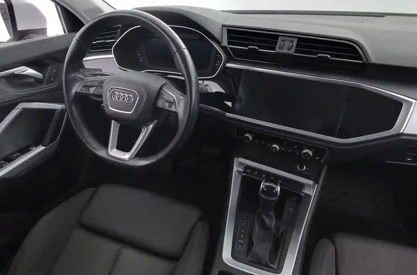 Car Image - NY9aKO604bFDlTcAHuh0f