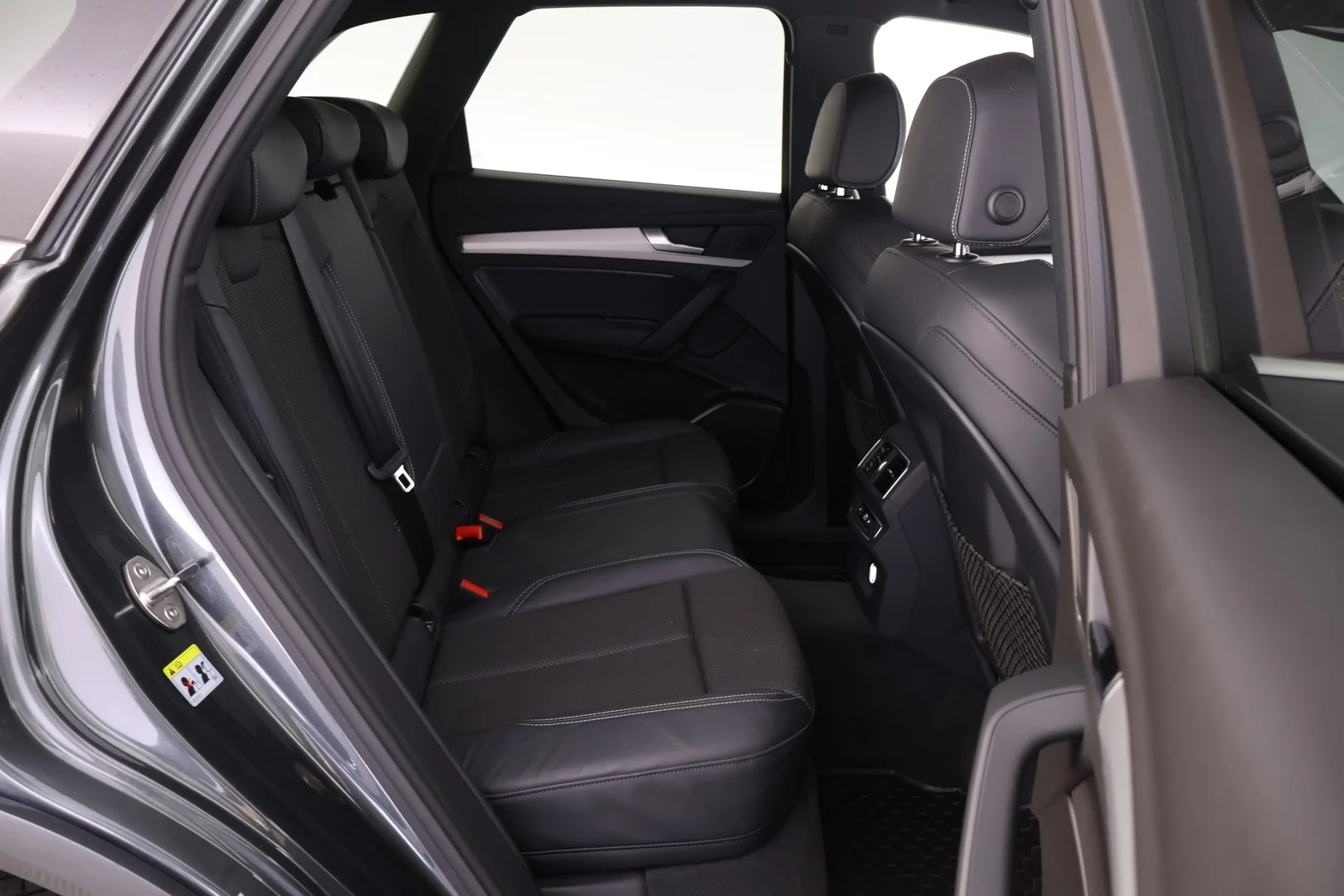 Car Image - QPQOl1zgHuGlxUTMaPwve