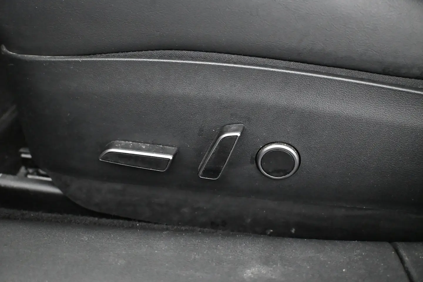 Car Image - 5xuX1b512IGu6rWdzBD14y