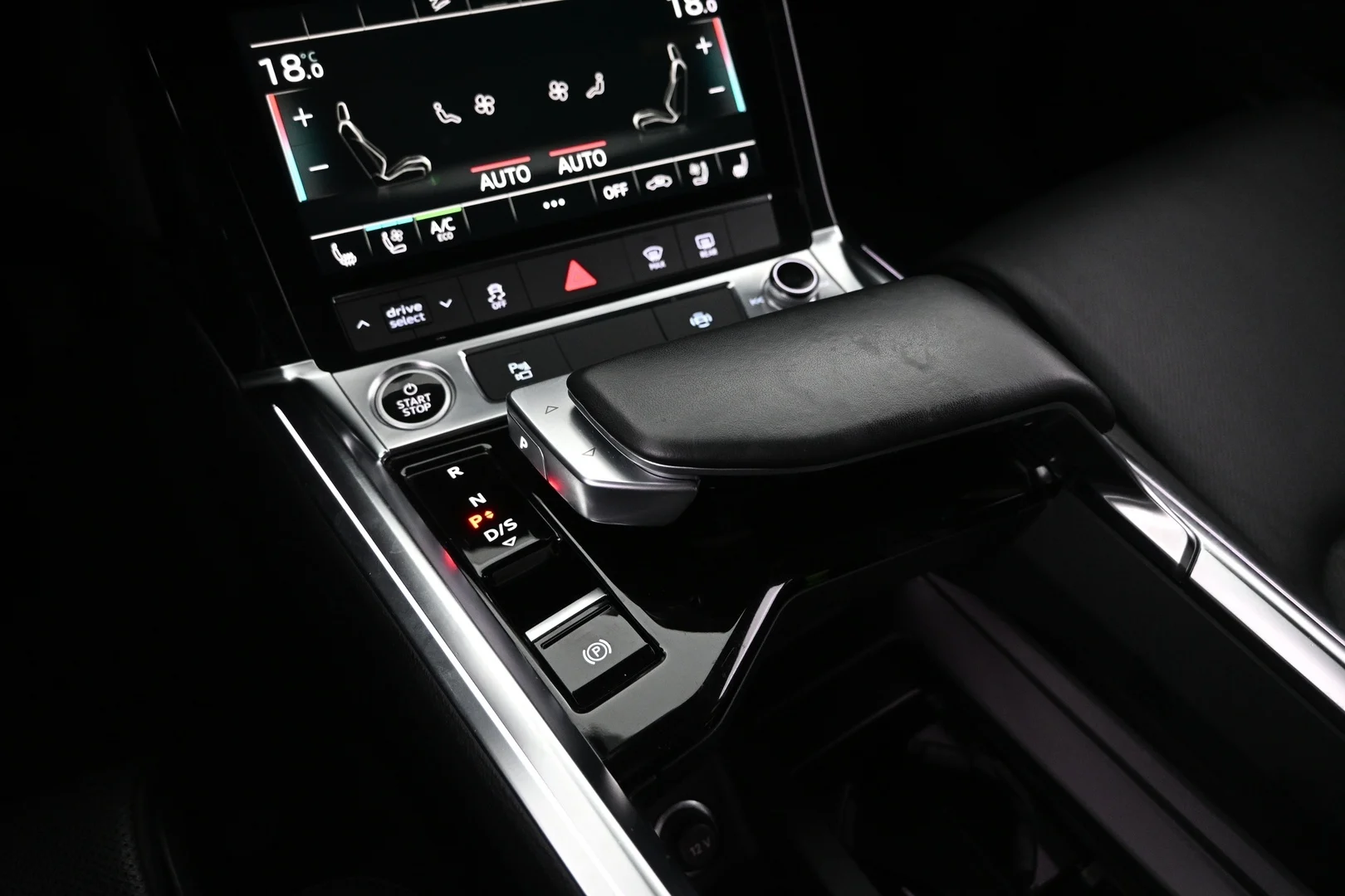 Car Image - 1xILO2glP0eszdecCLY2Yw